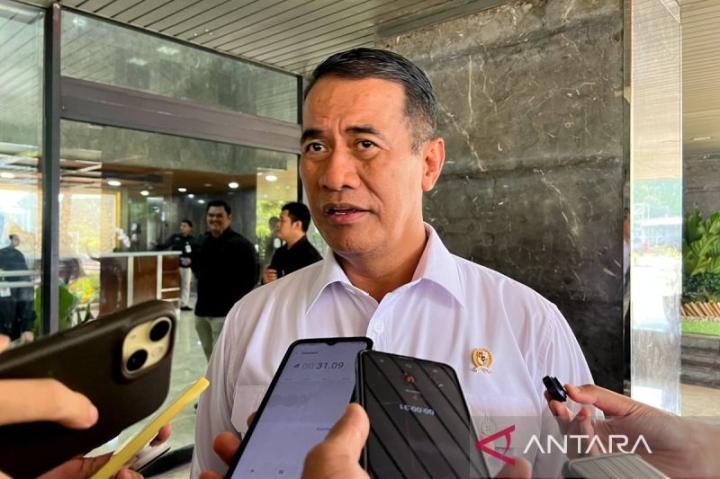 Mentan Amran pastikan pasokan CPO aman jelang mandatori B50 berlaku